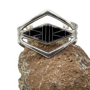 Navajo Native American Sterling Silver Onyx Sand Cast Cuff Bracelet 6 5/8"